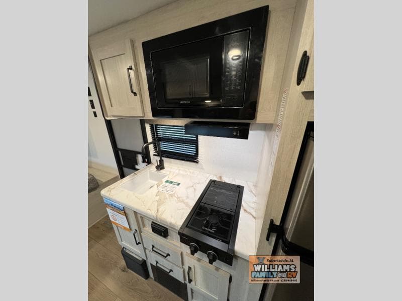 2026 Forest River 2026 Forest River Puma - thumbnail 18