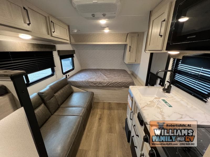 2026 Forest River 2026 Forest River Puma - thumbnail 4