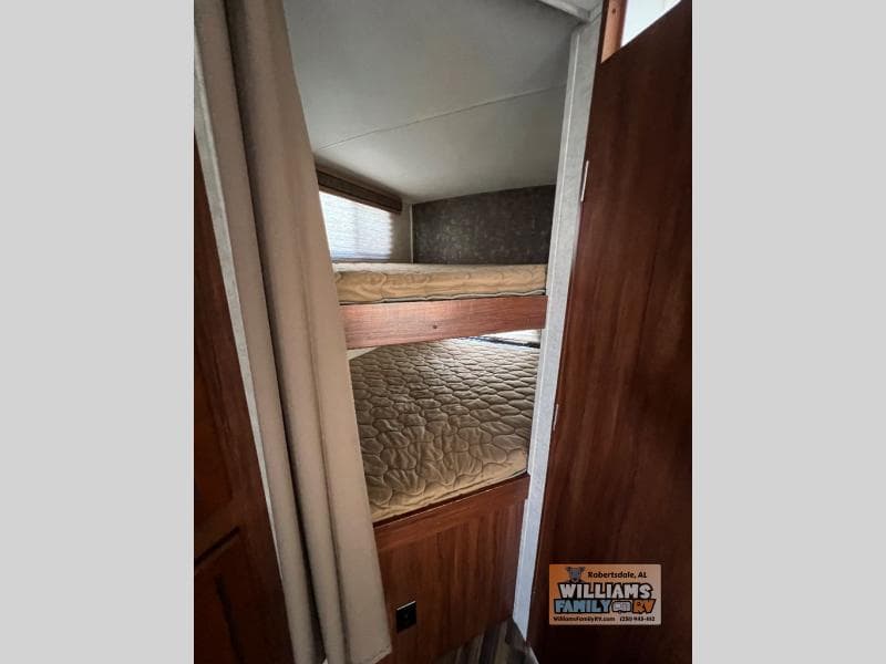 2015 Heartland 2015 Heartland North Trail - thumbnail 12