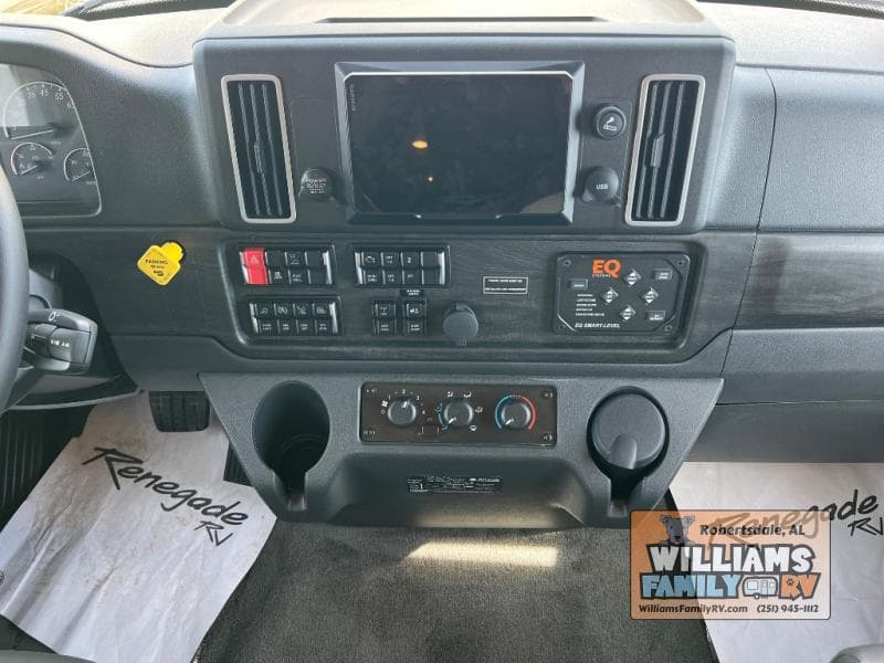 2026 Renegade 2026 Renegade Verona - thumbnail 44