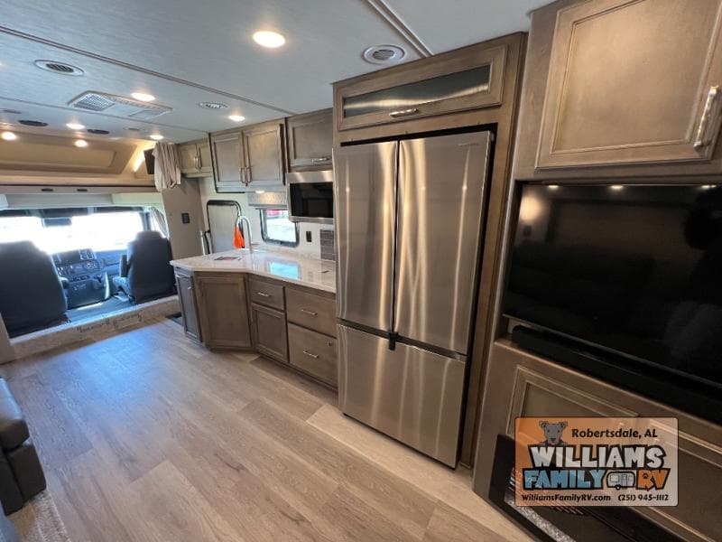 2026 Renegade 2026 Renegade Verona - thumbnail 6