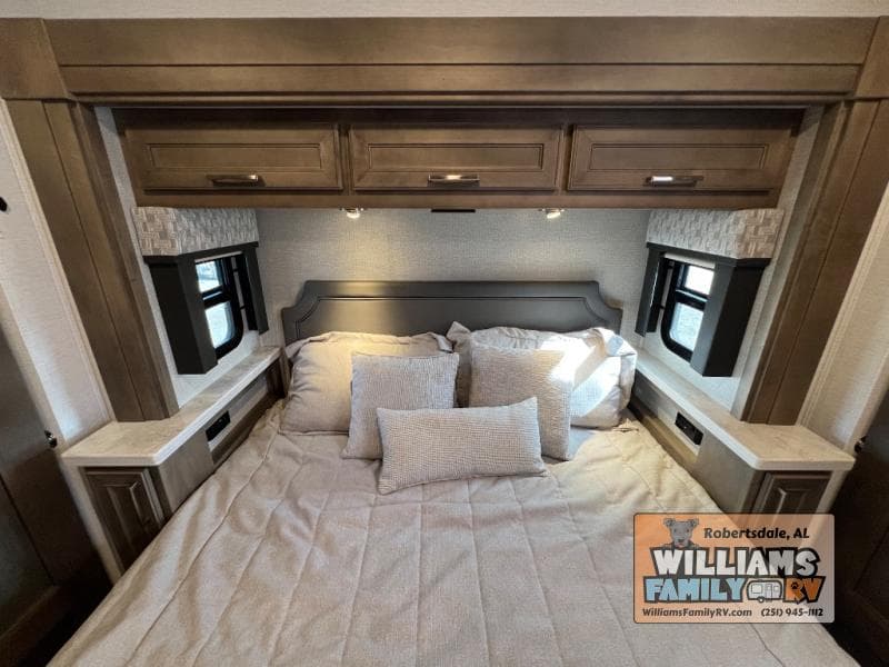 2026 Renegade 2026 Renegade Verona - thumbnail 29