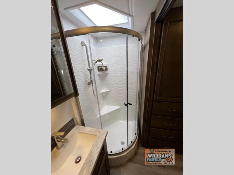 2026 Renegade 2026 Renegade Verona - thumbnail 34