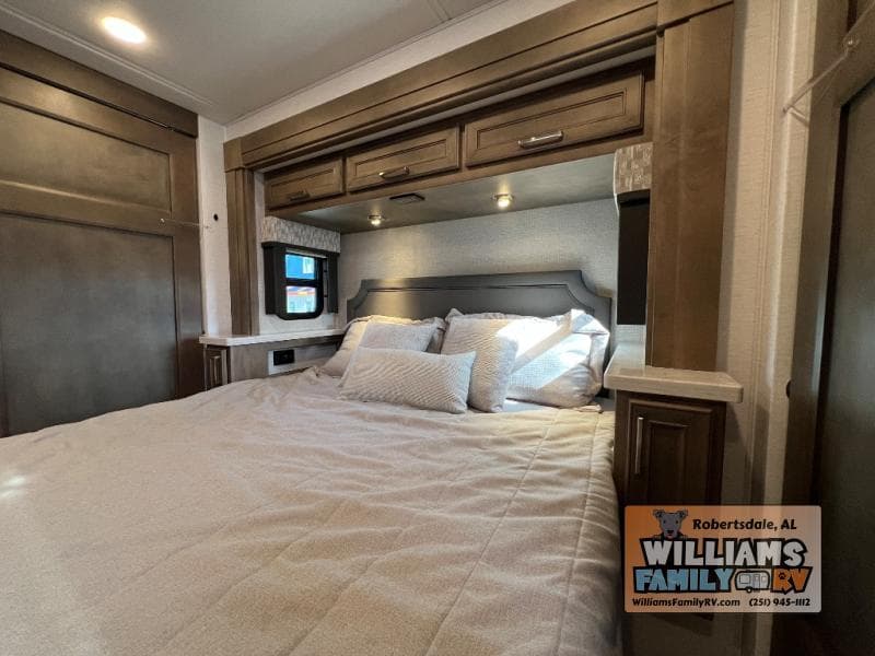 2026 Renegade 2026 Renegade Verona - thumbnail 37