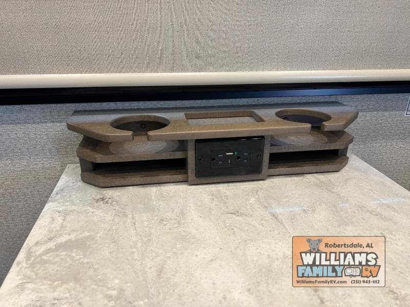 2026 Renegade 2026 Renegade Verona - thumbnail 47