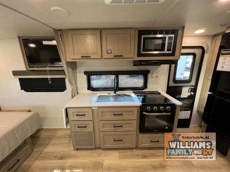 2026 Forest River 2026 Forest River Rockwood Mini Lite - thumbnail 6