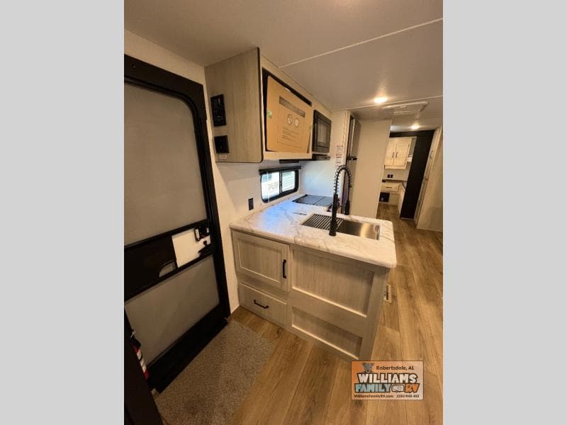 2026 Forest River 2026 Forest River Puma - thumbnail 11