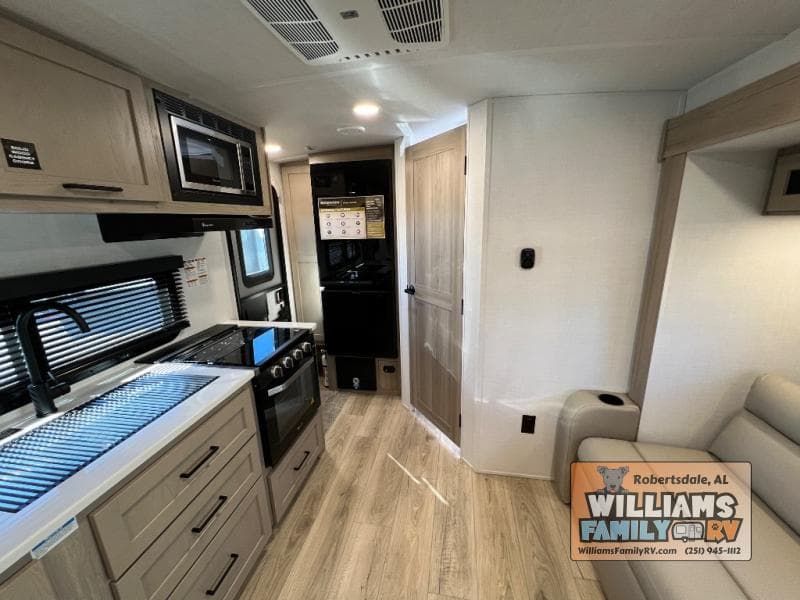 2026 Forest River 2026 Forest River Rockwood Mini Lite - thumbnail 6