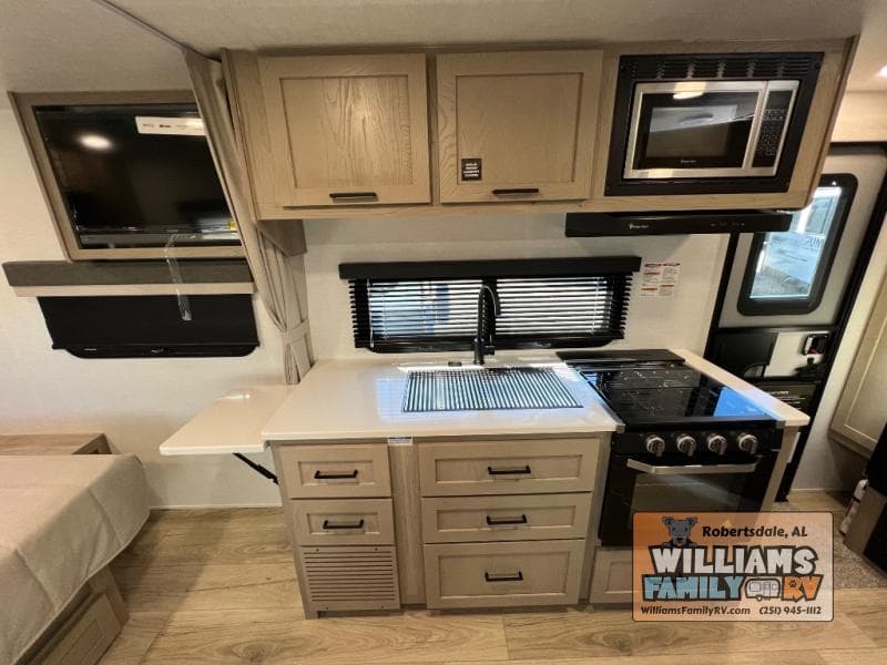 2026 Forest River 2026 Forest River Rockwood Mini Lite - thumbnail 9