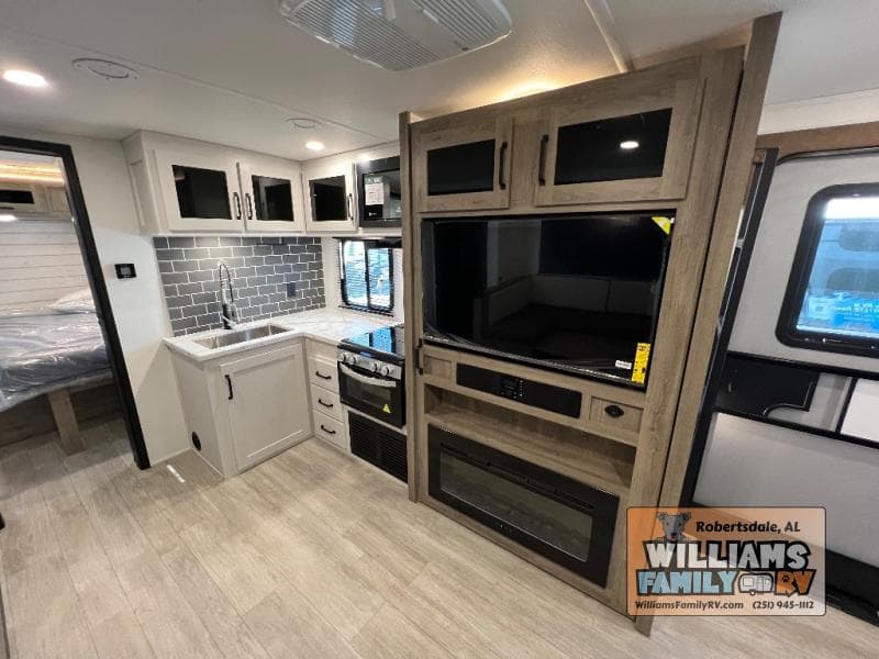 2026 Forest River 2026 Forest River Puma Tracks - thumbnail 4