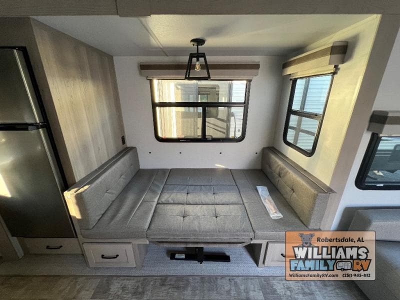 2024 Forest River 2024 Forest River Rockwood Signature - thumbnail 6