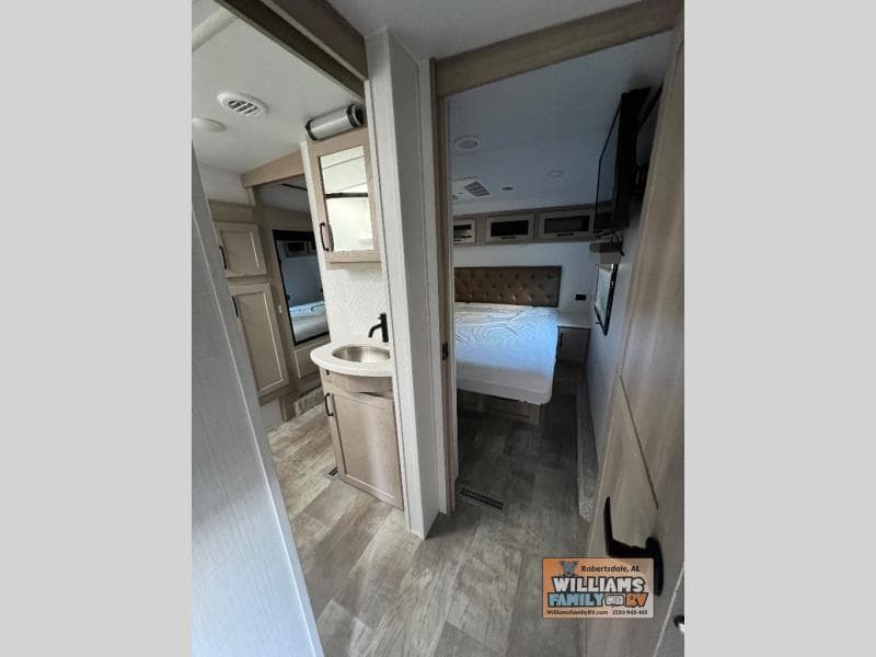 2024 Forest River 2024 Forest River Rockwood Signature - thumbnail 12