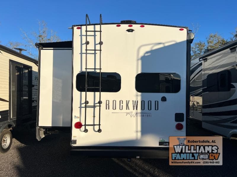 2024 Forest River 2024 Forest River Rockwood Signature - thumbnail 27