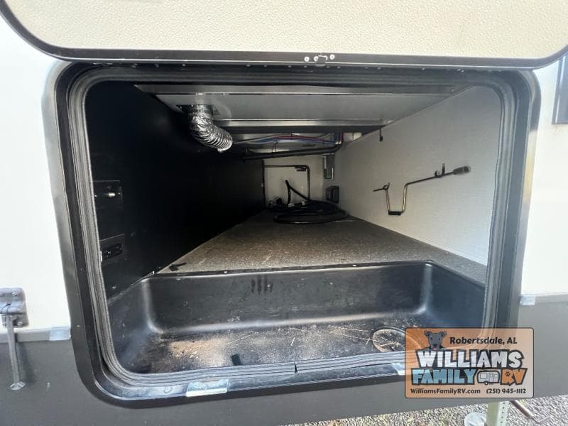 2024 Forest River 2024 Forest River Rockwood Signature - thumbnail 31