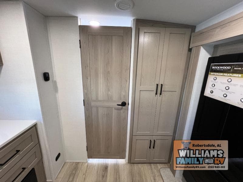 2026 Forest River 2026 Forest River Rockwood Mini Lite - thumbnail 9