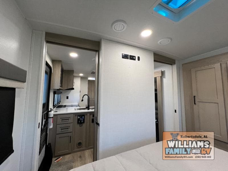 2026 Forest River 2026 Forest River Rockwood Mini Lite - thumbnail 17