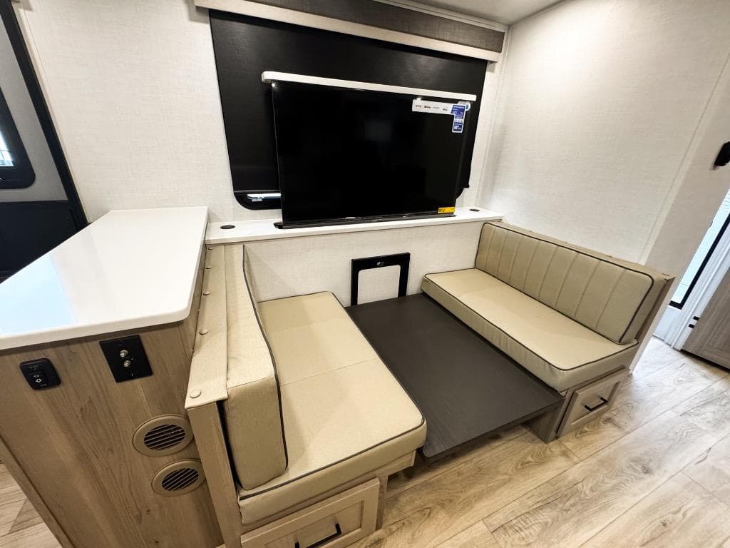 2026 Forest River 2026 Forest River Rockwood Mini Lite - thumbnail 16