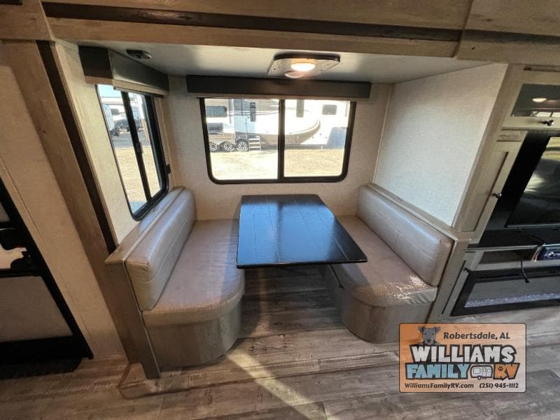 2021 Keystone 2021 Keystone Outback - thumbnail 10