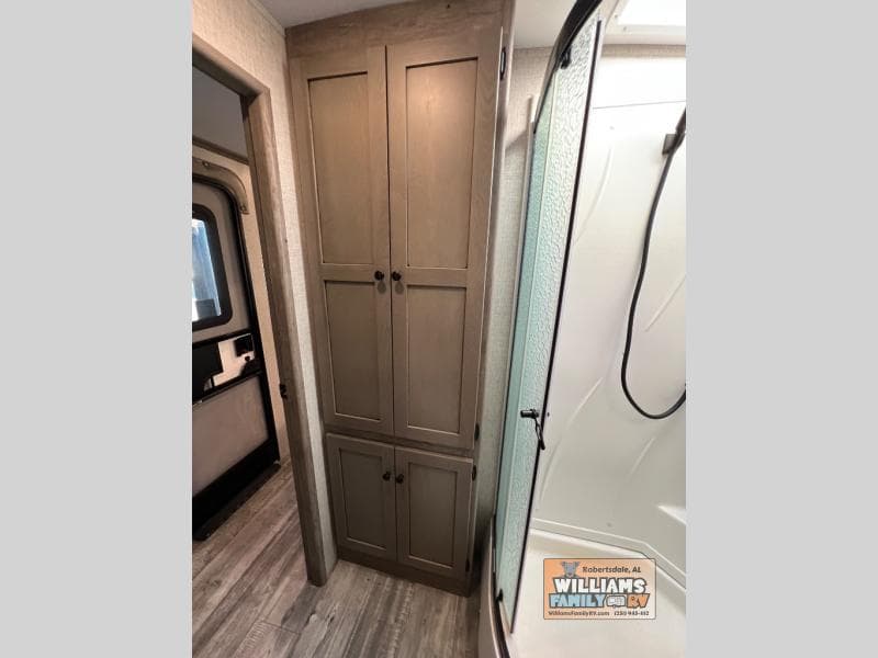 2021 Keystone 2021 Keystone Outback - thumbnail 18