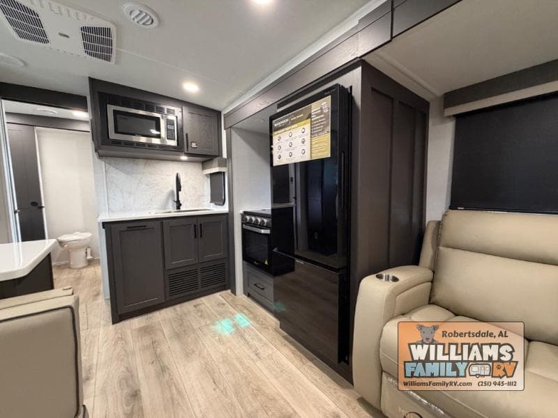 2026 Forest River 2026 Forest River Rockwood Ultra Lite - thumbnail 11