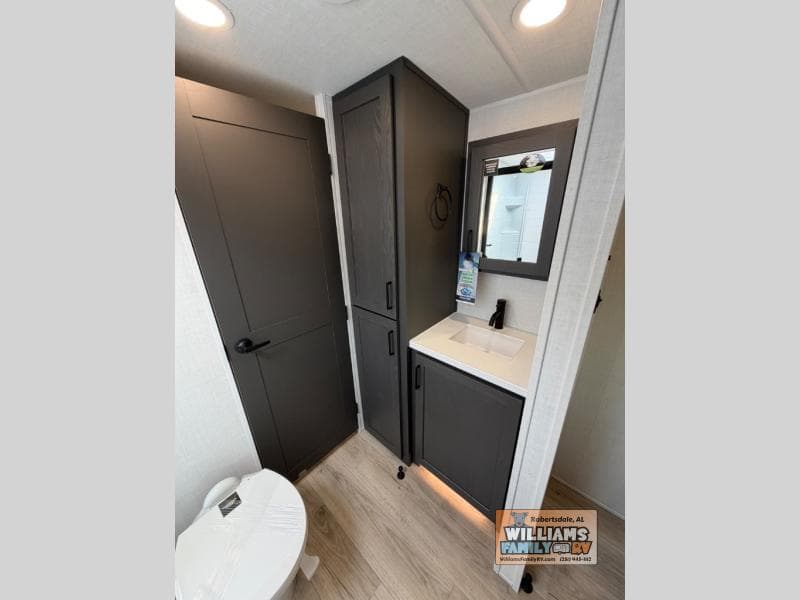 2026 Forest River 2026 Forest River Rockwood Ultra Lite - thumbnail 25