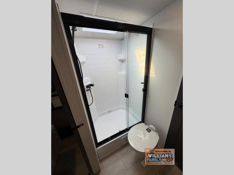 2026 Forest River 2026 Forest River Rockwood Ultra Lite - thumbnail 28