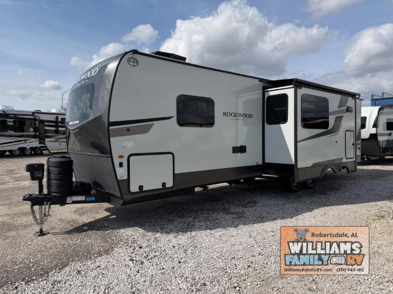 2026 Forest River 2026 Forest River Rockwood Ultra Lite - thumbnail 35