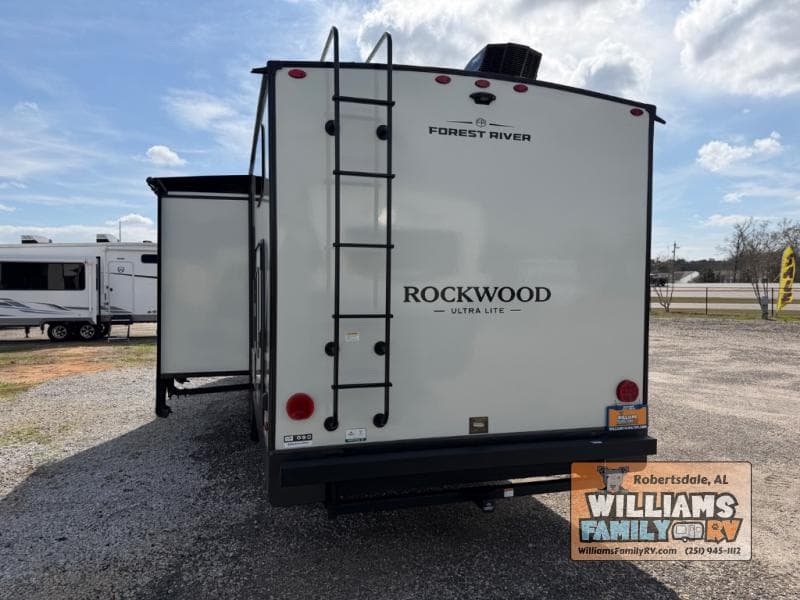 2026 Forest River 2026 Forest River Rockwood Ultra Lite - thumbnail 37