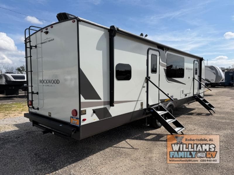 2026 Forest River 2026 Forest River Rockwood Ultra Lite - thumbnail 38