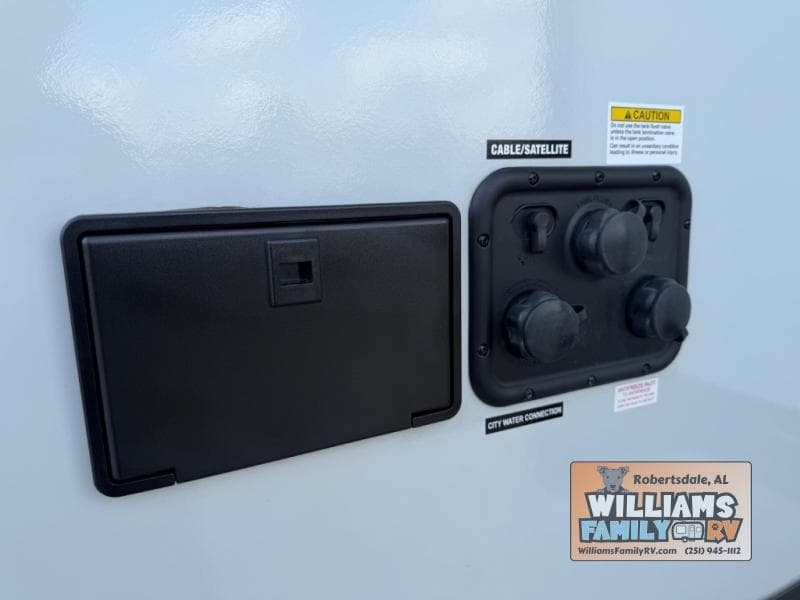 2026 Forest River 2026 Forest River Rockwood Ultra Lite - thumbnail 42