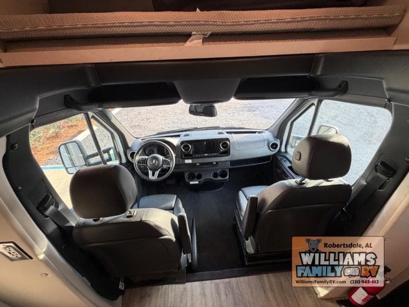 2023 Renegade 2023 Renegade Vienna - thumbnail 29