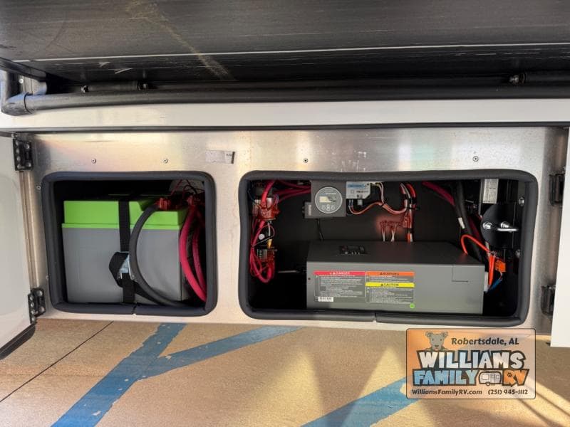 2023 Renegade 2023 Renegade Vienna - thumbnail 33