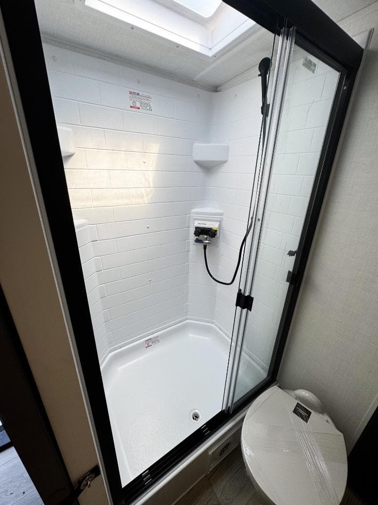 2026 Forest River 2026 Forest River Rockwood Ultra Lite - thumbnail 18