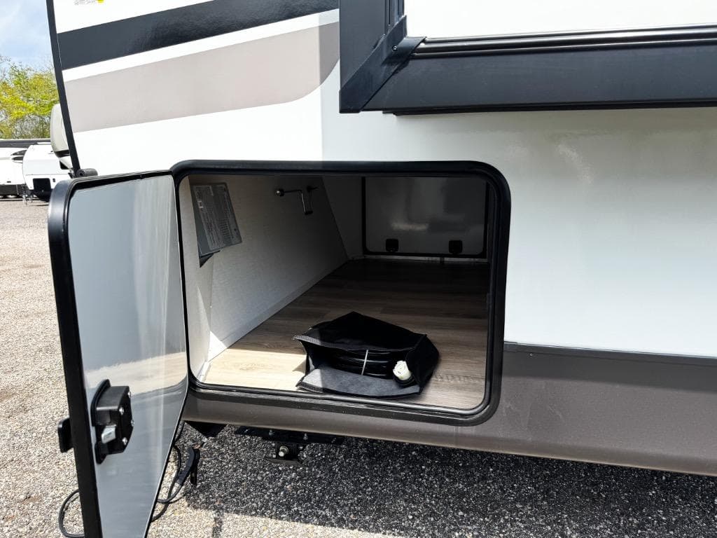 2026 Forest River 2026 Forest River Rockwood Ultra Lite - thumbnail 27