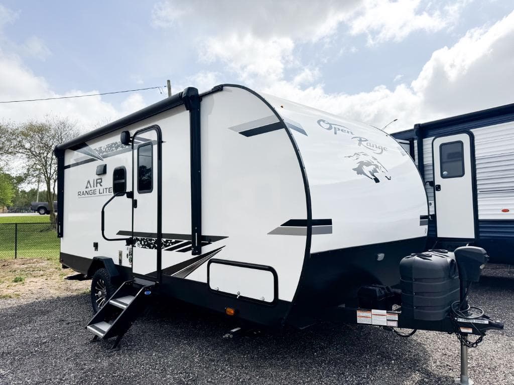 2024 Highland Ridge Range Lite Air 18RBS