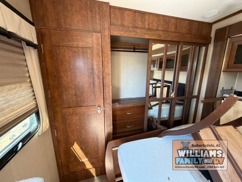 2015 Grand Design 2015 Grand Design Solitude - thumbnail 4