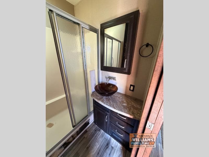 2015 Grand Design 2015 Grand Design Solitude - thumbnail 6