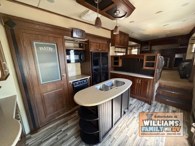 2015 Grand Design 2015 Grand Design Solitude - thumbnail 9