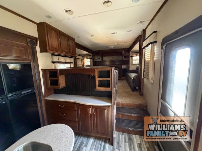 2015 Grand Design 2015 Grand Design Solitude - thumbnail 10