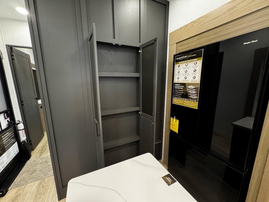 2026 Forest River 2026 Forest River Rockwood Signature - thumbnail 7