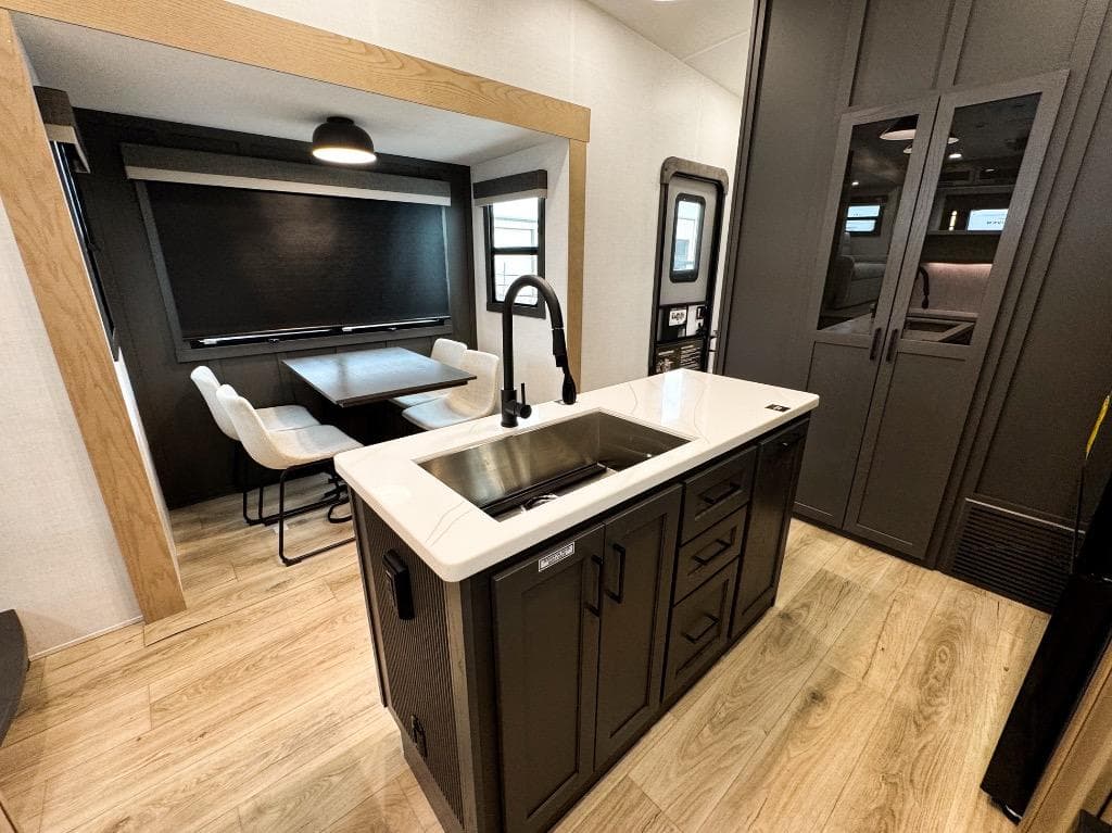 2026 Forest River 2026 Forest River Rockwood Signature - thumbnail 8