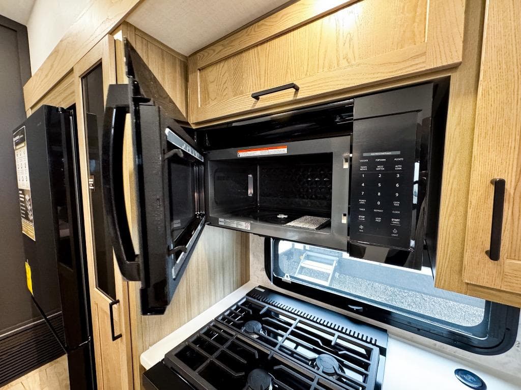 2026 Forest River 2026 Forest River Rockwood Signature - thumbnail 15