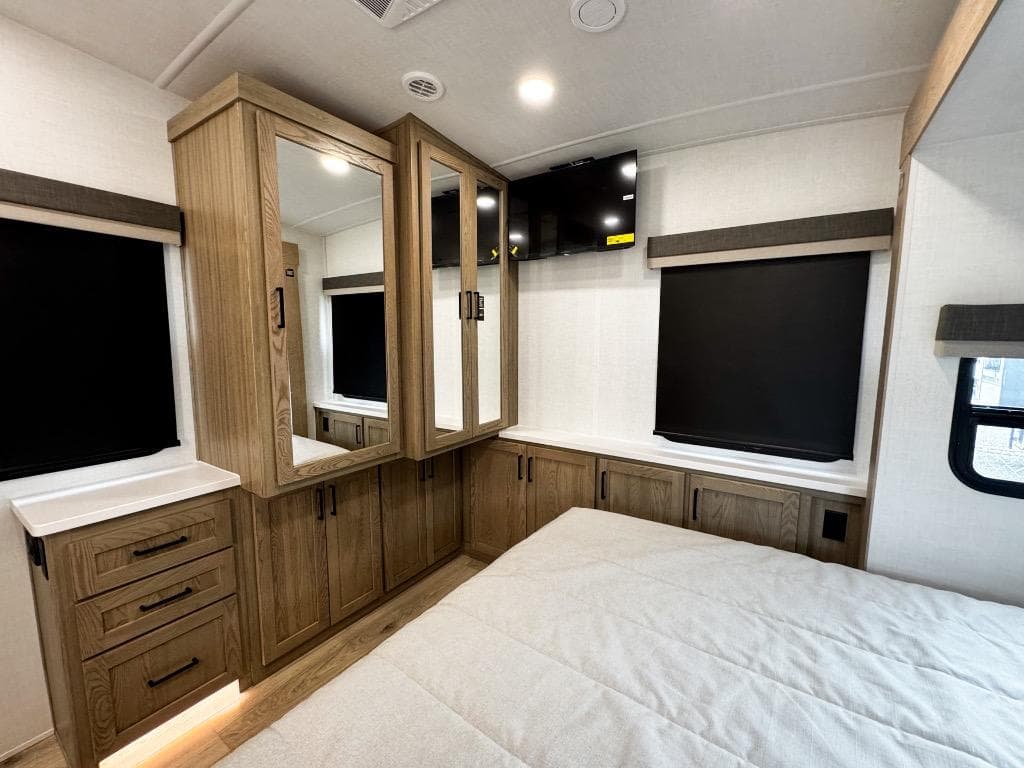 2026 Forest River 2026 Forest River Rockwood Signature - thumbnail 33