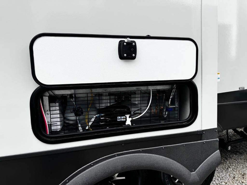 2026 Forest River 2026 Forest River Rockwood Signature - thumbnail 47