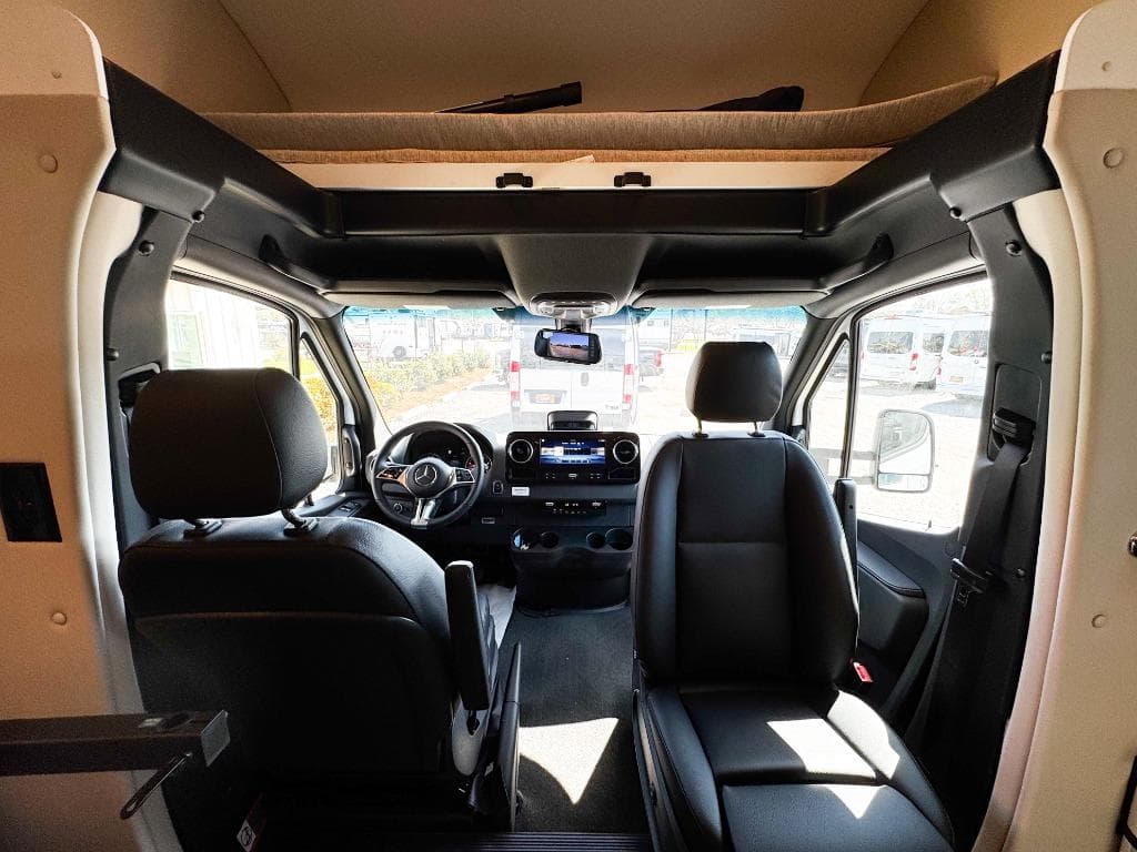 2026 Renegade 2026 Renegade Vienna - thumbnail 23