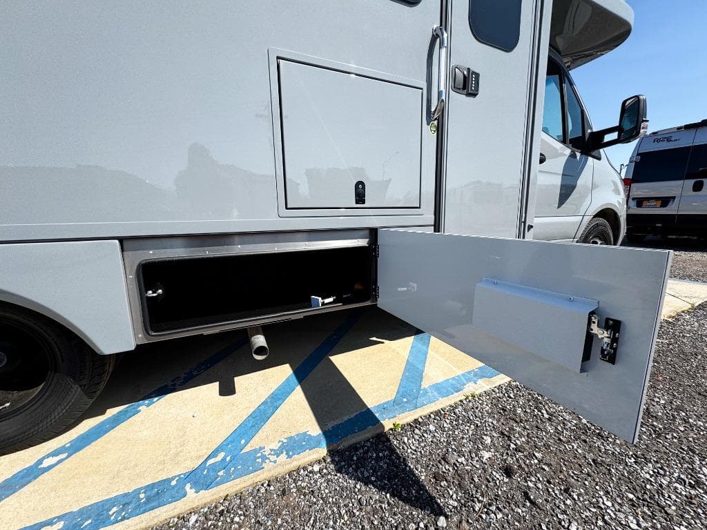 2026 Renegade 2026 Renegade Vienna - thumbnail 28