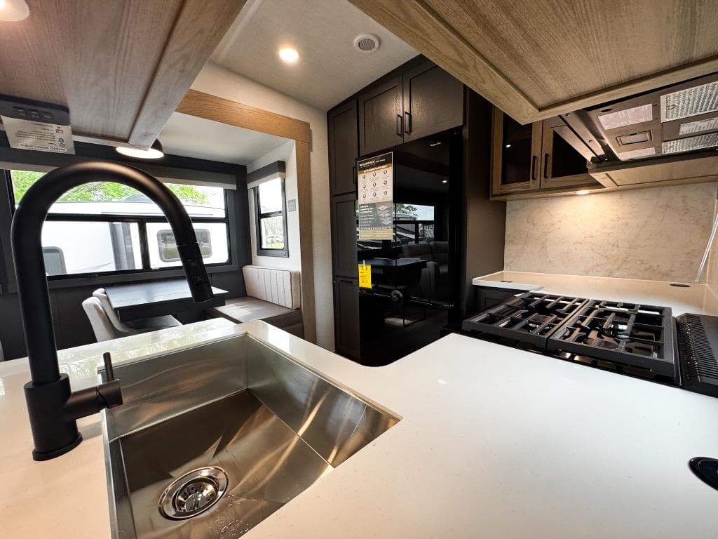 2026 Forest River 2026 Forest River Rockwood Signature - thumbnail 30