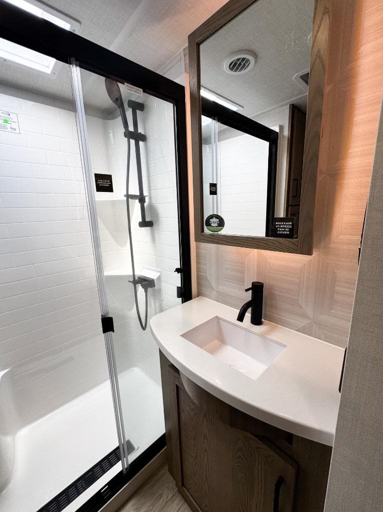 2026 Forest River 2026 Forest River Rockwood Signature - thumbnail 38