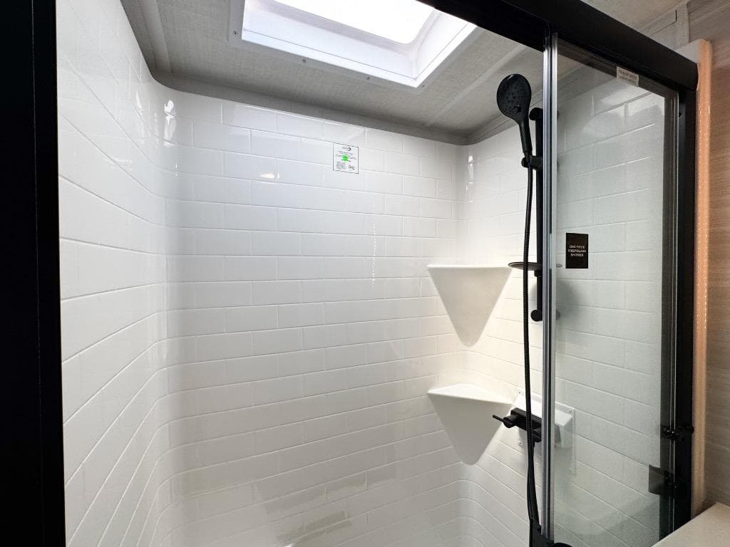 2026 Forest River 2026 Forest River Rockwood Signature - thumbnail 42