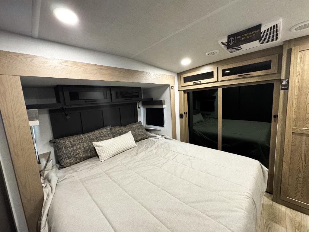 2026 Forest River 2026 Forest River Rockwood Signature - thumbnail 44